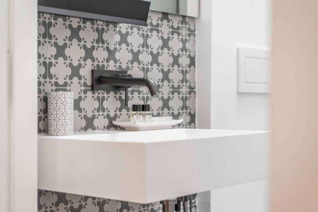 L'Altana Di Emilia Suite Модена Екстериор снимка
