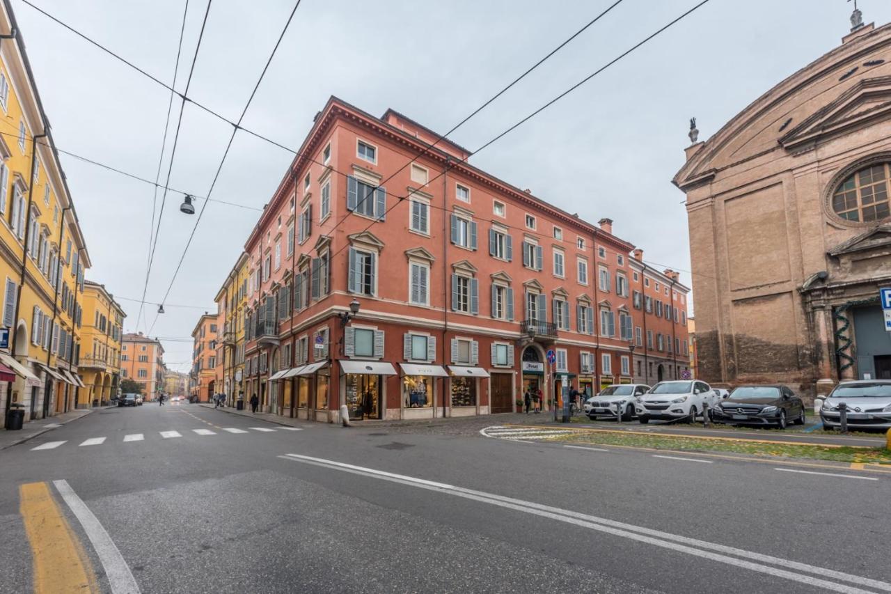 L'Altana Di Emilia Suite Модена Екстериор снимка